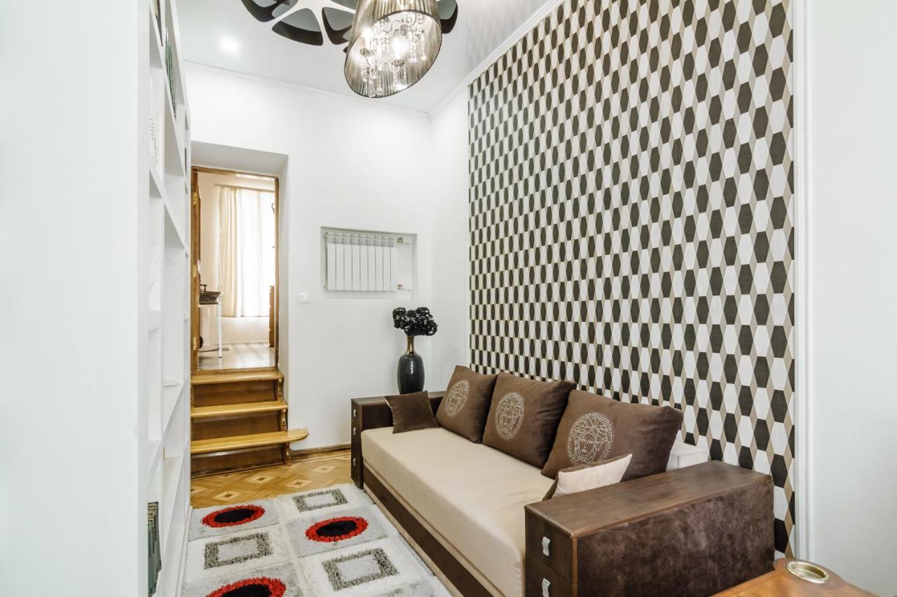 Katerynynska Street 3-Bedrooms Apartment Odessa Dış mekan fotoğraf