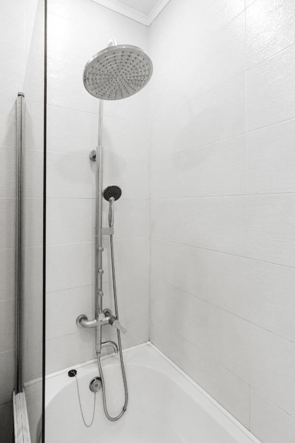 Katerynynska Street 3-Bedrooms Apartment Odessa Dış mekan fotoğraf