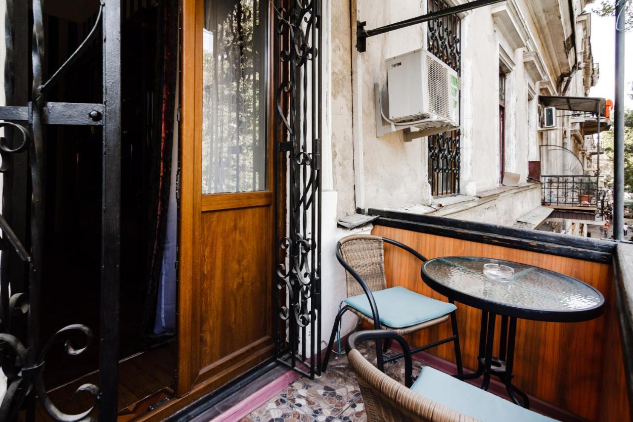Katerynynska Street 3-Bedrooms Apartment Odessa Dış mekan fotoğraf